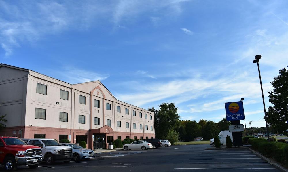 Comfort Inn Bordentown Near Nj Turnpike Eksteriør billede