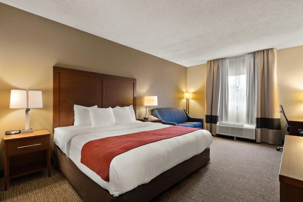 Comfort Inn Bordentown Near Nj Turnpike Eksteriør billede