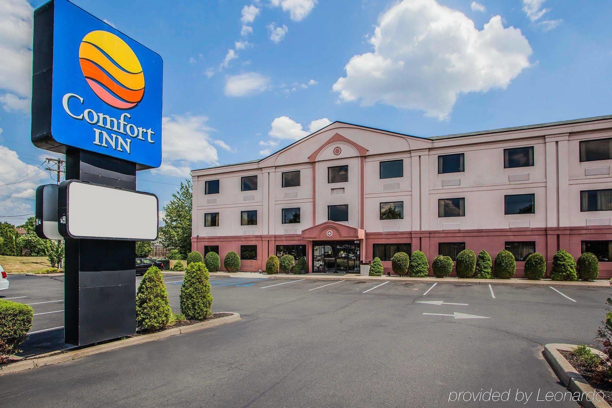 Comfort Inn Bordentown Near Nj Turnpike Eksteriør billede